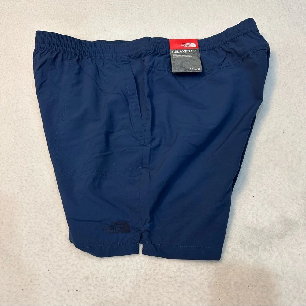 XXL Men’s North Face Shorts